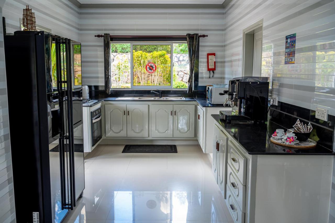 Tranquility Villas Baie Sainte Anne Luaran gambar