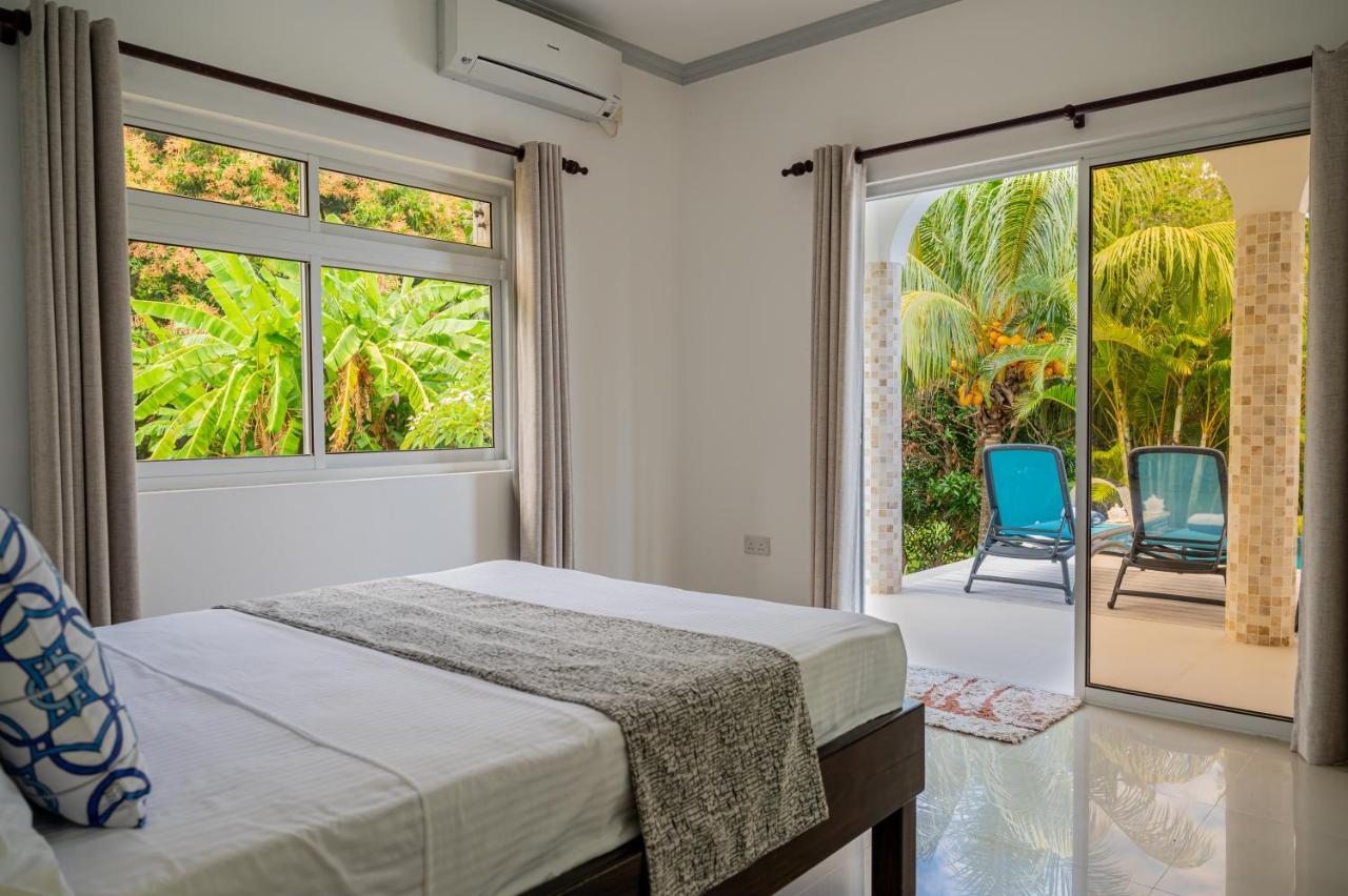Tranquility Villas Baie Sainte Anne Luaran gambar